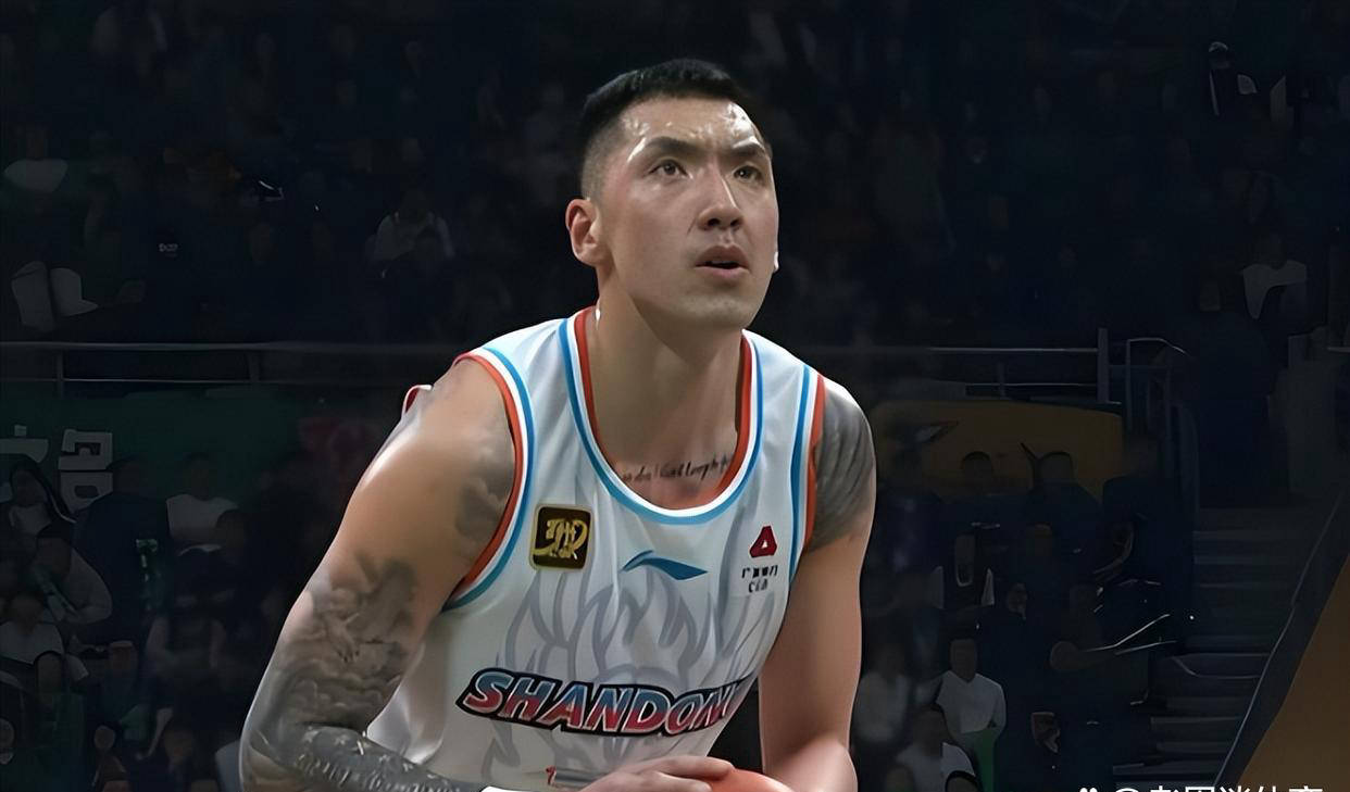 包含今晨欧篮联传出新动向；山东男篮完成体检；管理层表态——赛场秩序良好；团队化学反应显著的词条