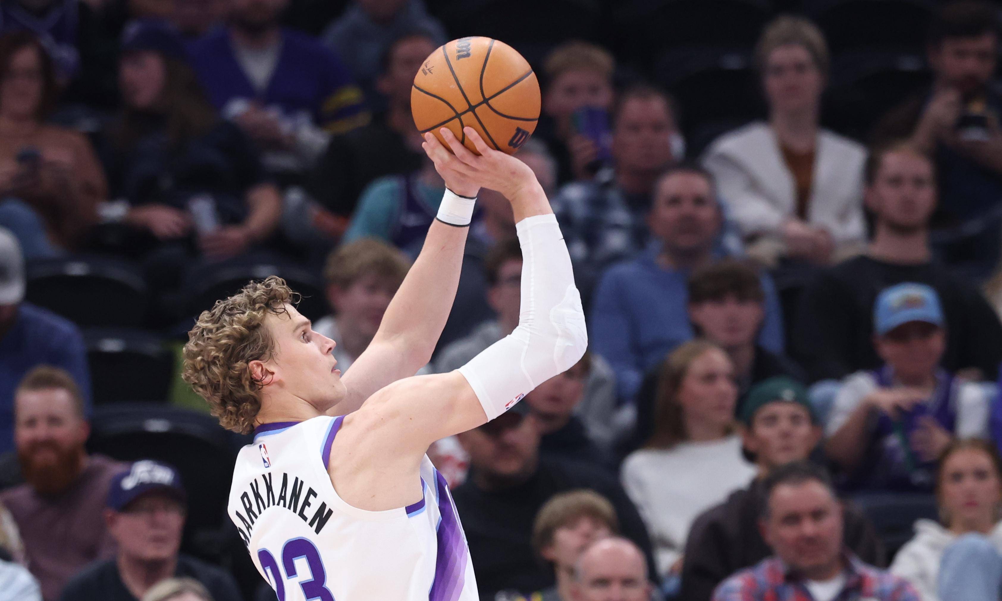 包含今夜NBA总决赛焦点战，山东泰山手感冰凉，悬念犹存，团队化学反应显著的词条